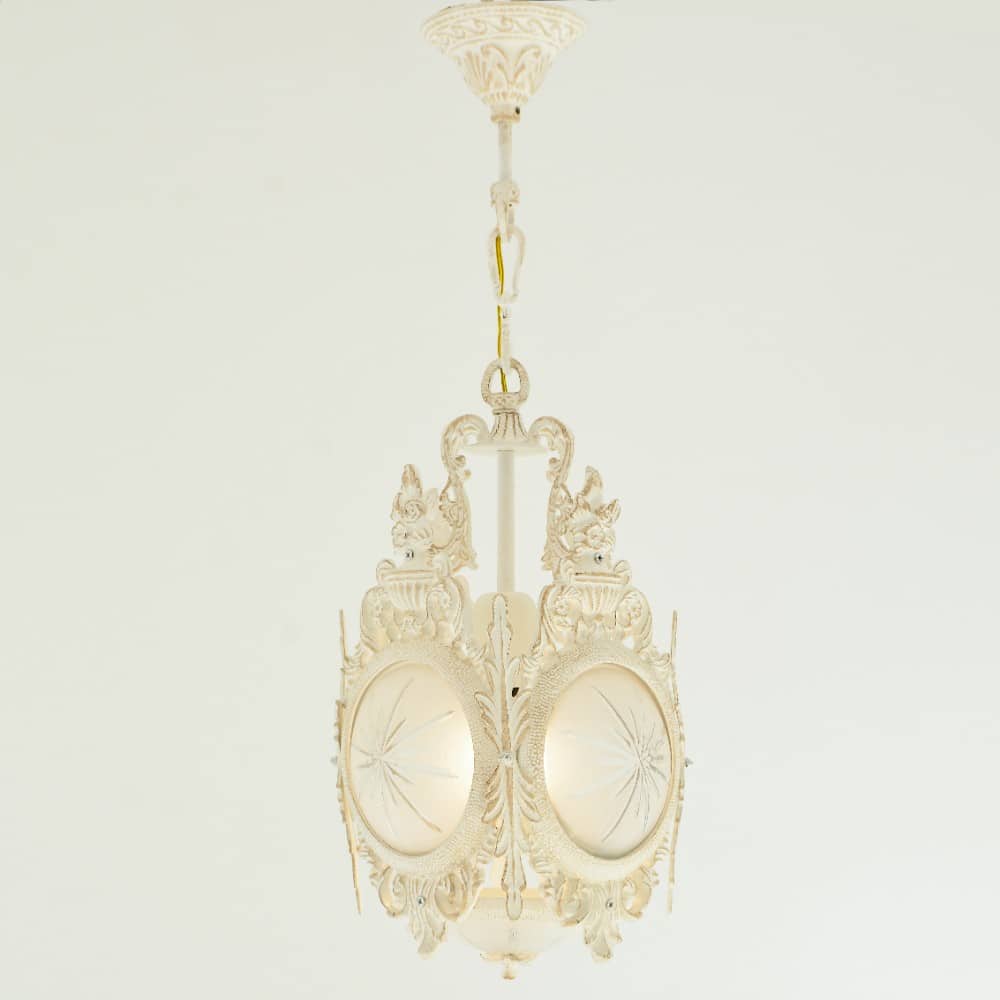 Lens 1 Light Whitey Pendant