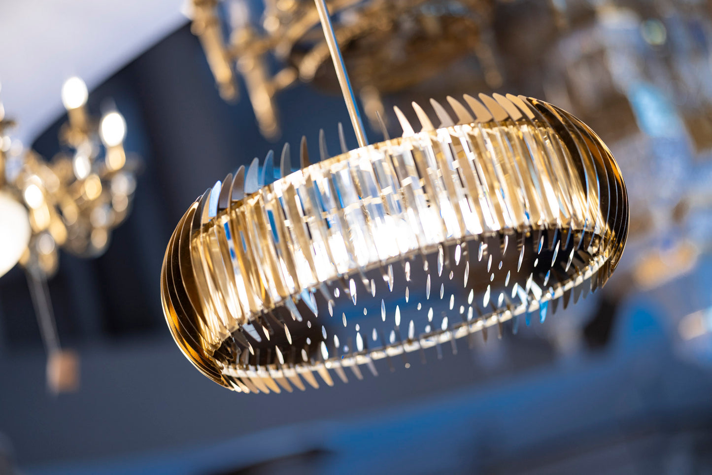 Chandelier 70 cm laser cut rounded crescent code 5545 (solitaire gold) B-K