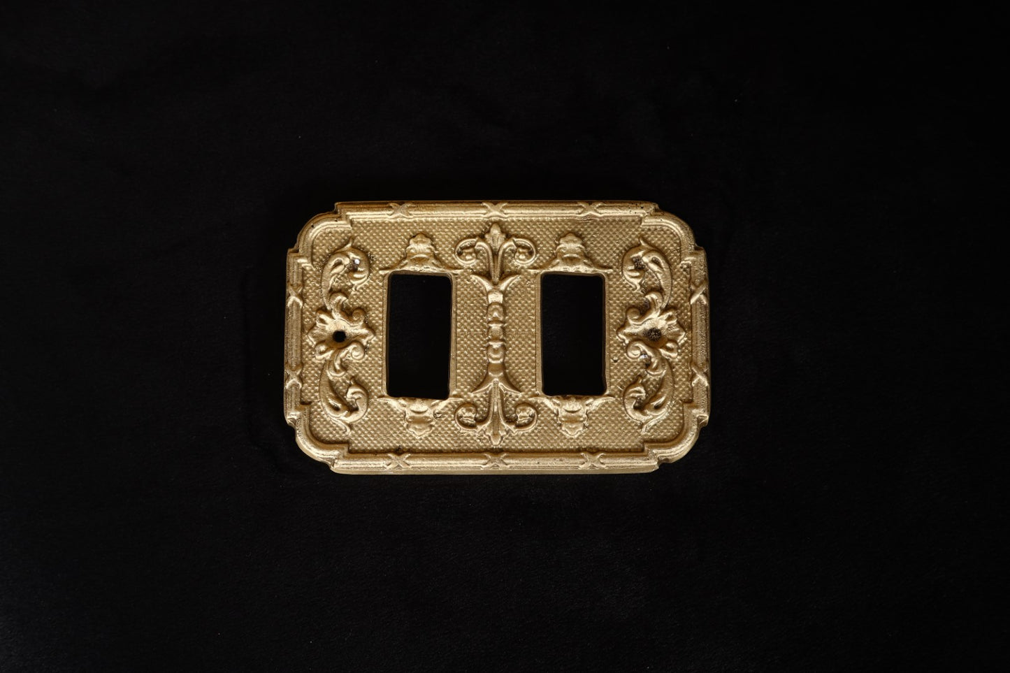 وش كهرباء فرنسية، نحاس، 10×13 سم - أنتيك