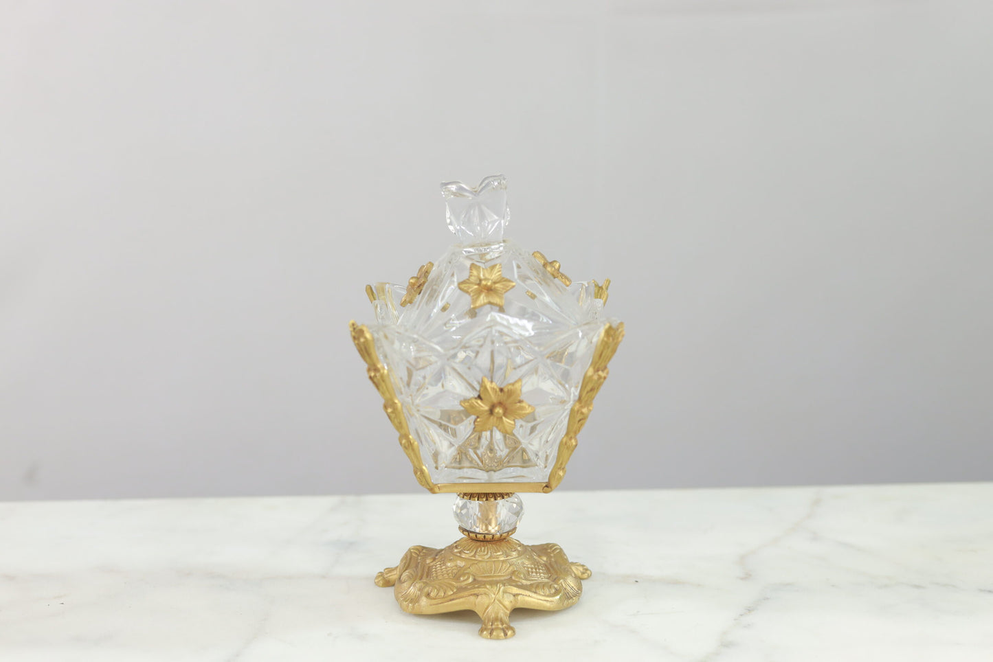 Vase code 8025 brandy