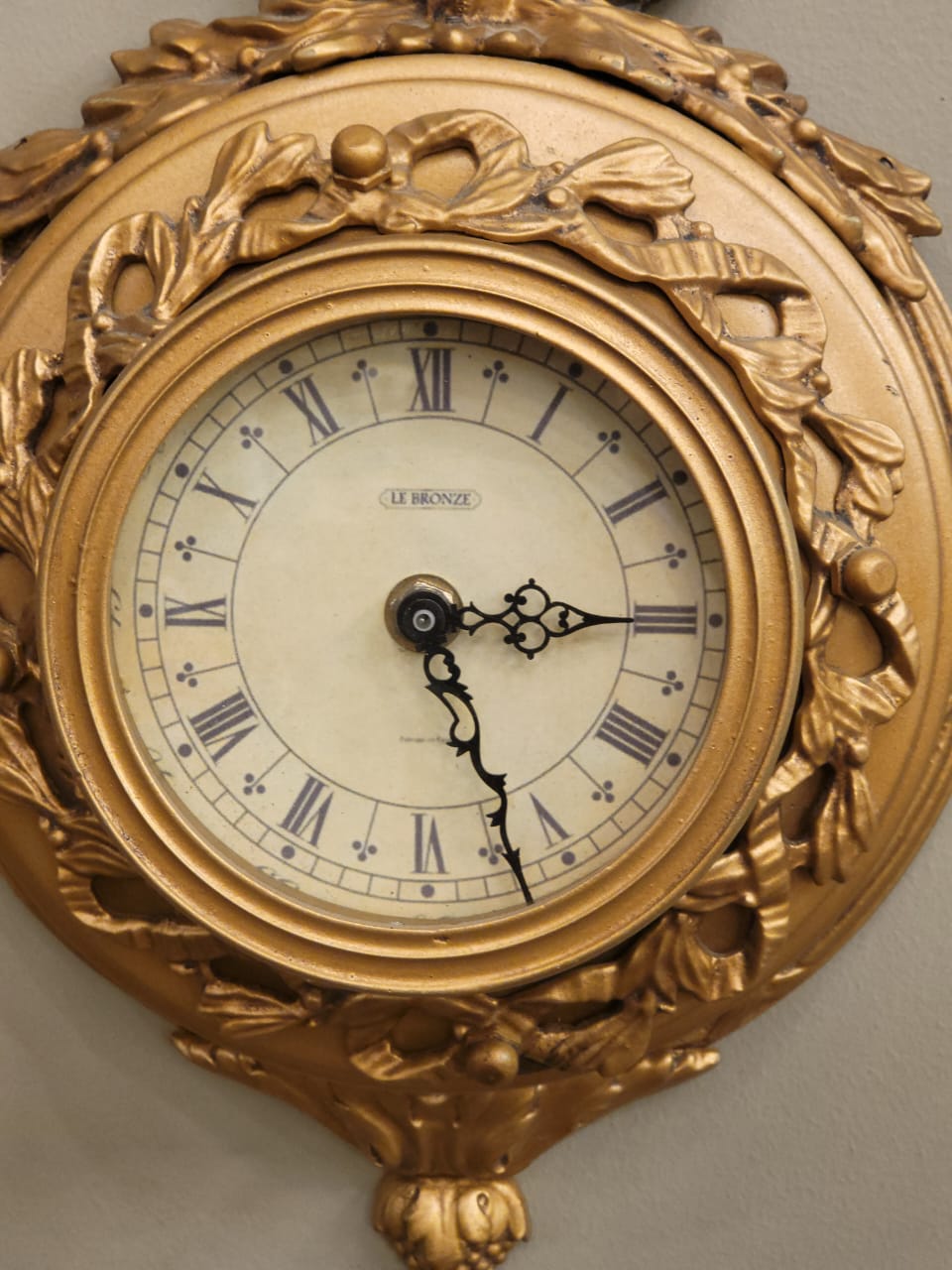 ساعة حائط كلوني، ستانلس ستيل، 24×58 سم - براندي