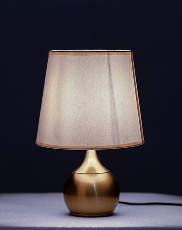 French funnel ball lamp No. 108 Solitaire Gold with lamp shade
