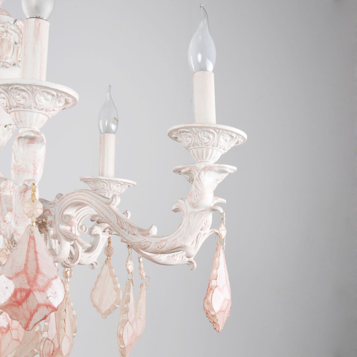 نجفة مارسيليا ذات 8 أضواء بيضاء ووردية