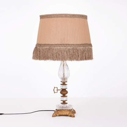 Victoria seashell Antique 1 Light Table Lamp