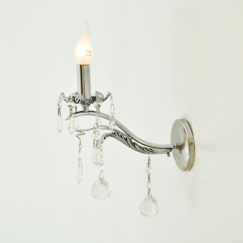 أبليك كروم بإضاءة واحدة وأغصان كريستالية