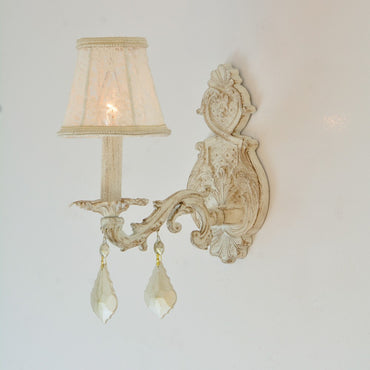 Turkey Comb 1 Light Whitey Wall Lamp