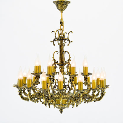 نجفة عتيقة من تصميم برايد مكونة من 24 لمبة