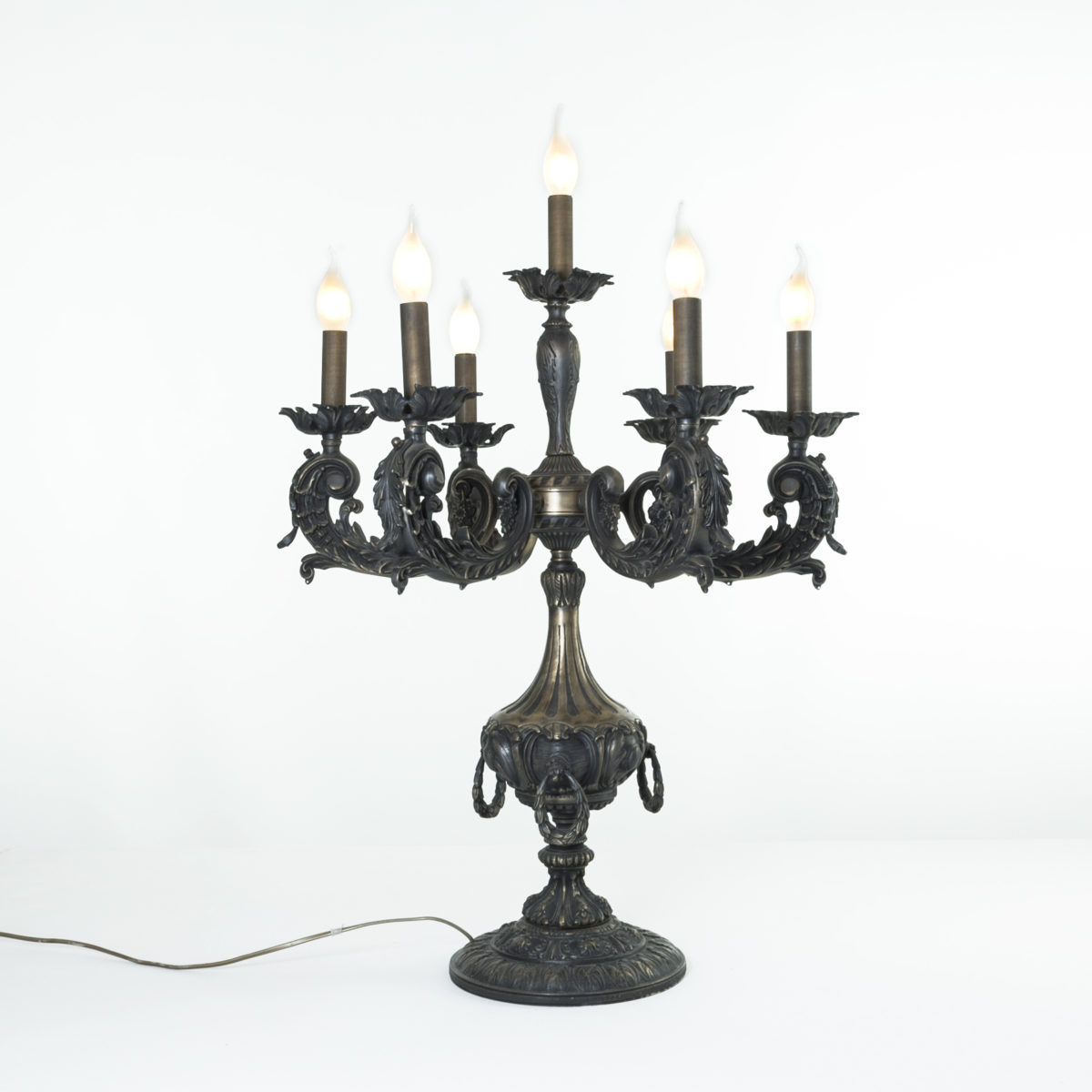 Candlestick 7 Lights Yalermo Smoke Area