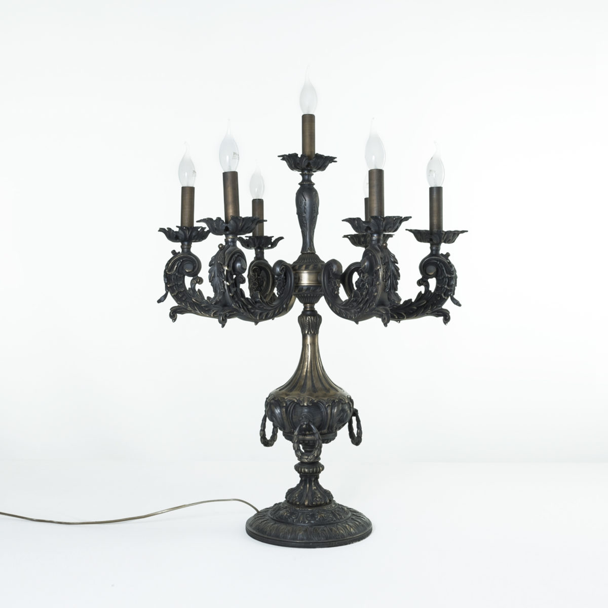 Candlestick 7 Lights Yalermo Smoke Area