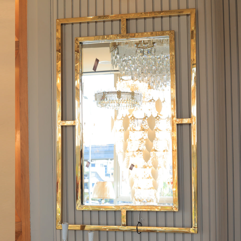 Arc Mirror, Stainless Steel, 69×104cm - Gold PVD-مراية أرك، ستانلس ستيل، 69×104 سم - ذهبي PVD