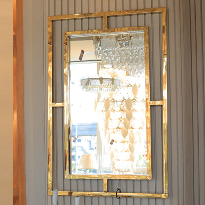 Arc Mirror, Stainless Steel, 69×104cm - Gold PVD-مراية أرك، ستانلس ستيل، 69×104 سم - ذهبي PVD
