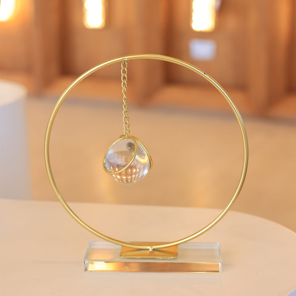 Circle Table accessory, Metal, 17×19cm - Gold-إكسسوار ترابيزه دائرية، معدن، 17×19 سم - ذهبي