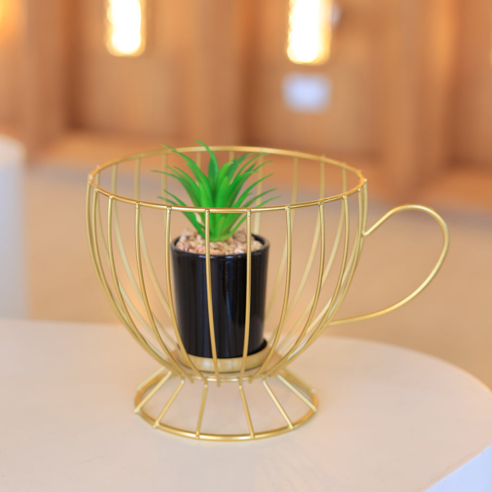 Teacup Table accessory, Metal, 15×13cm - Gold-إكسسوار ترابيزه فنجان شاي، معدن، 15×13 سم - ذهبي