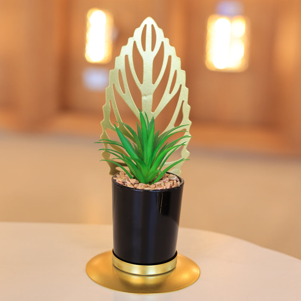 Palm Oasis Table accessory, Metal, 10×20cm - Gold-إكسسوار ترابيزه واحة نخيل، معدن، 10×20 سم - ذهبي