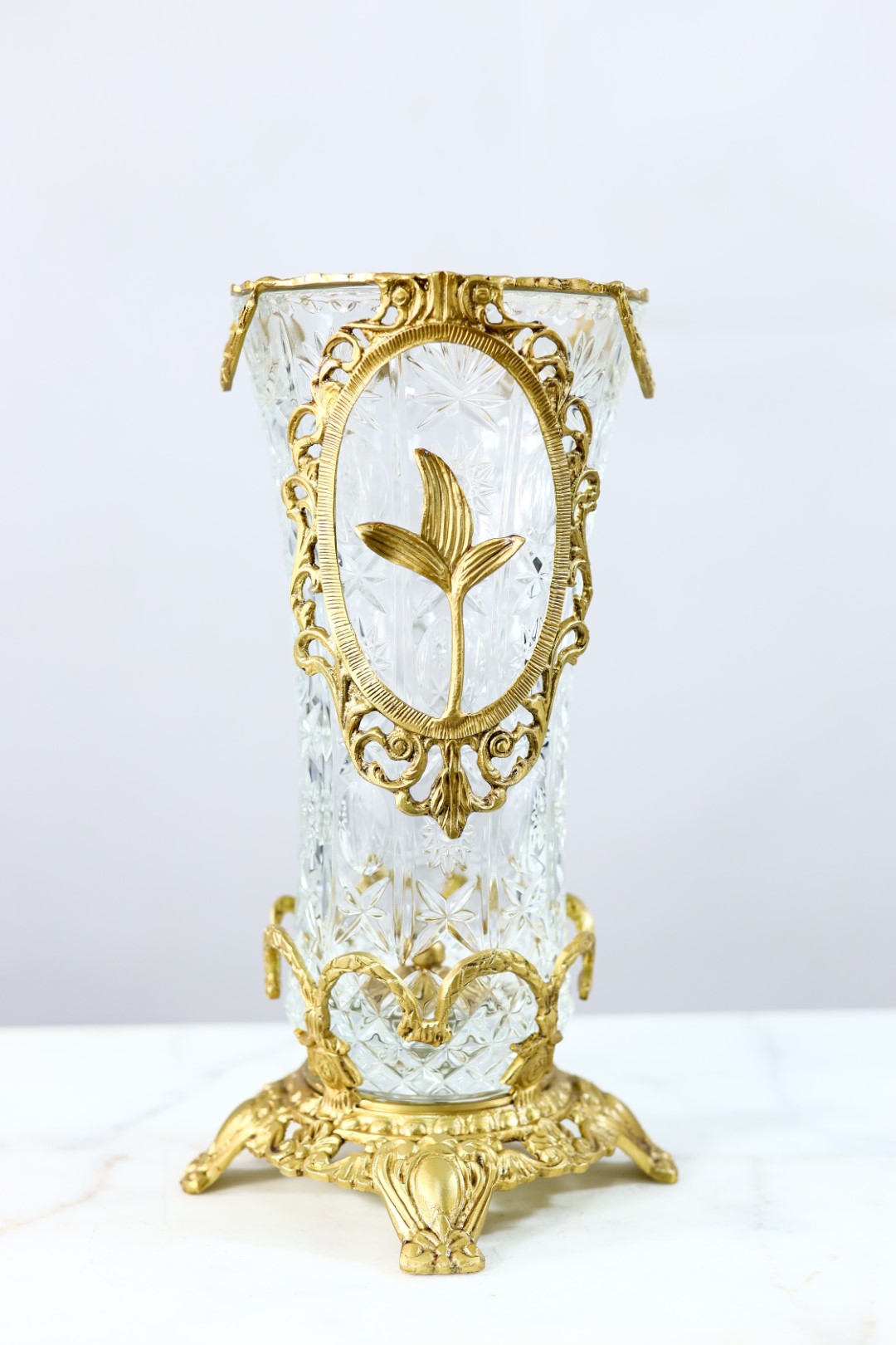 Vase code 8050 size 35 x 20 brandy