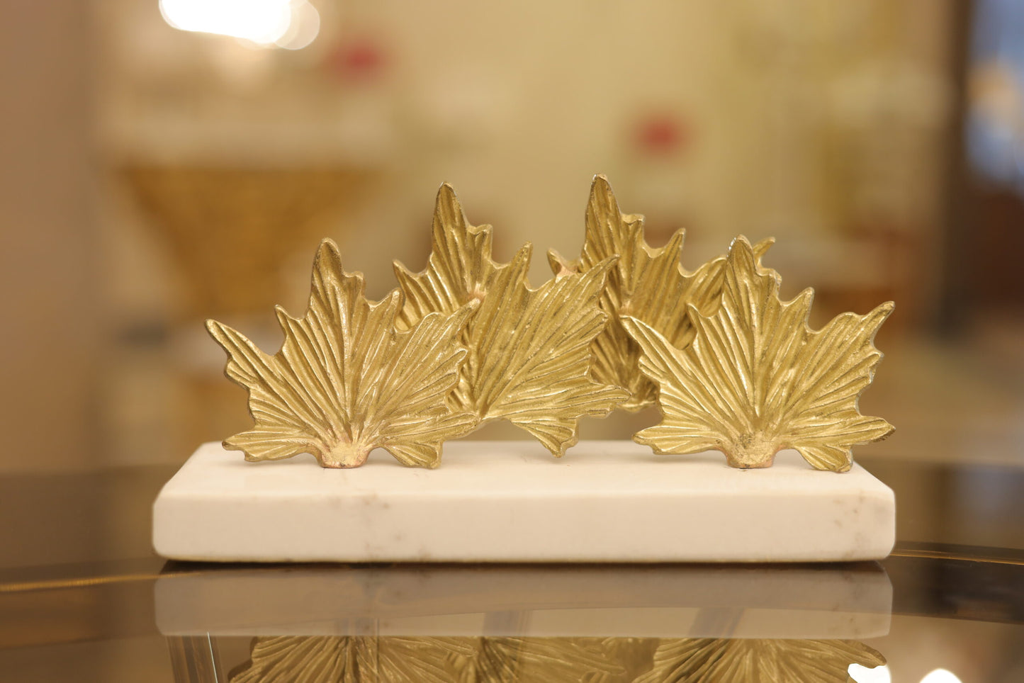 ملحق جالاكسي بقاعدة رخامية مستطيلة نحاسية لامعة 71204400