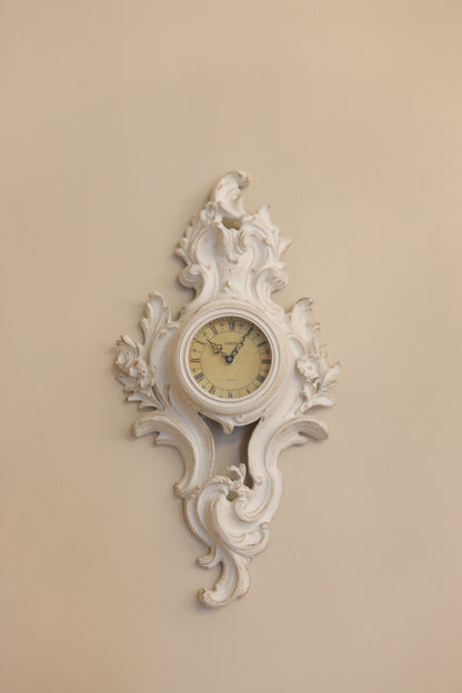 Parma clock whitey