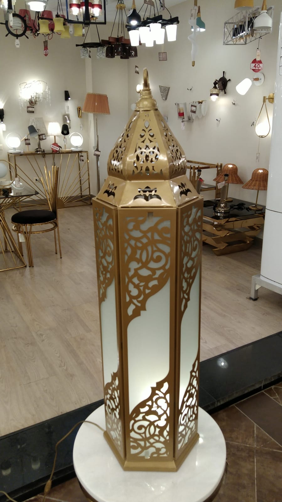 Large Arabic metal electrostatic ramadan lantern 1529105