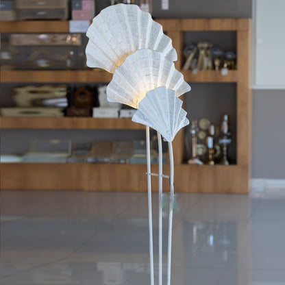 Fan 3 Lamp Whitey Floor Lamp