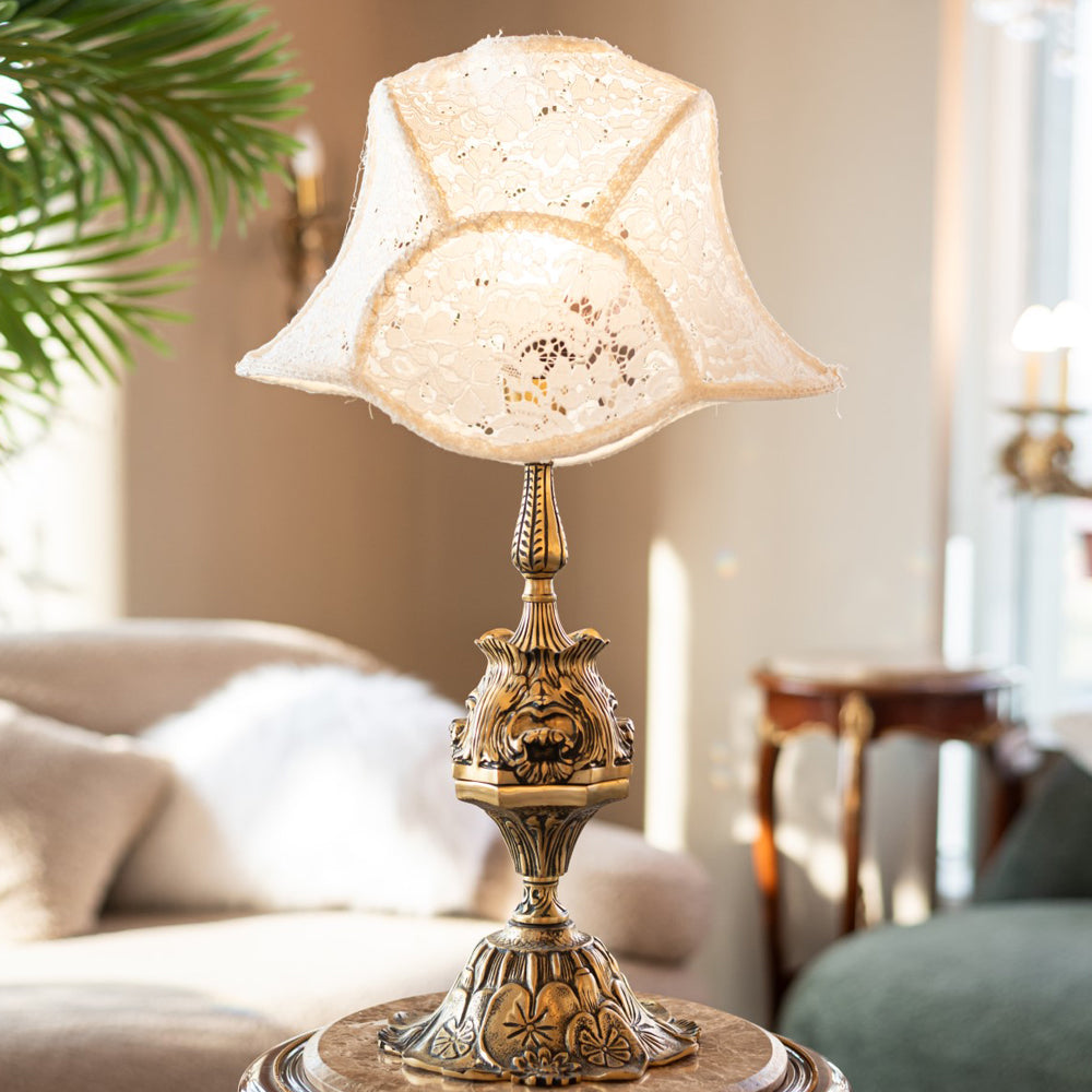 900 table lamp Italian bronze with lamp shade