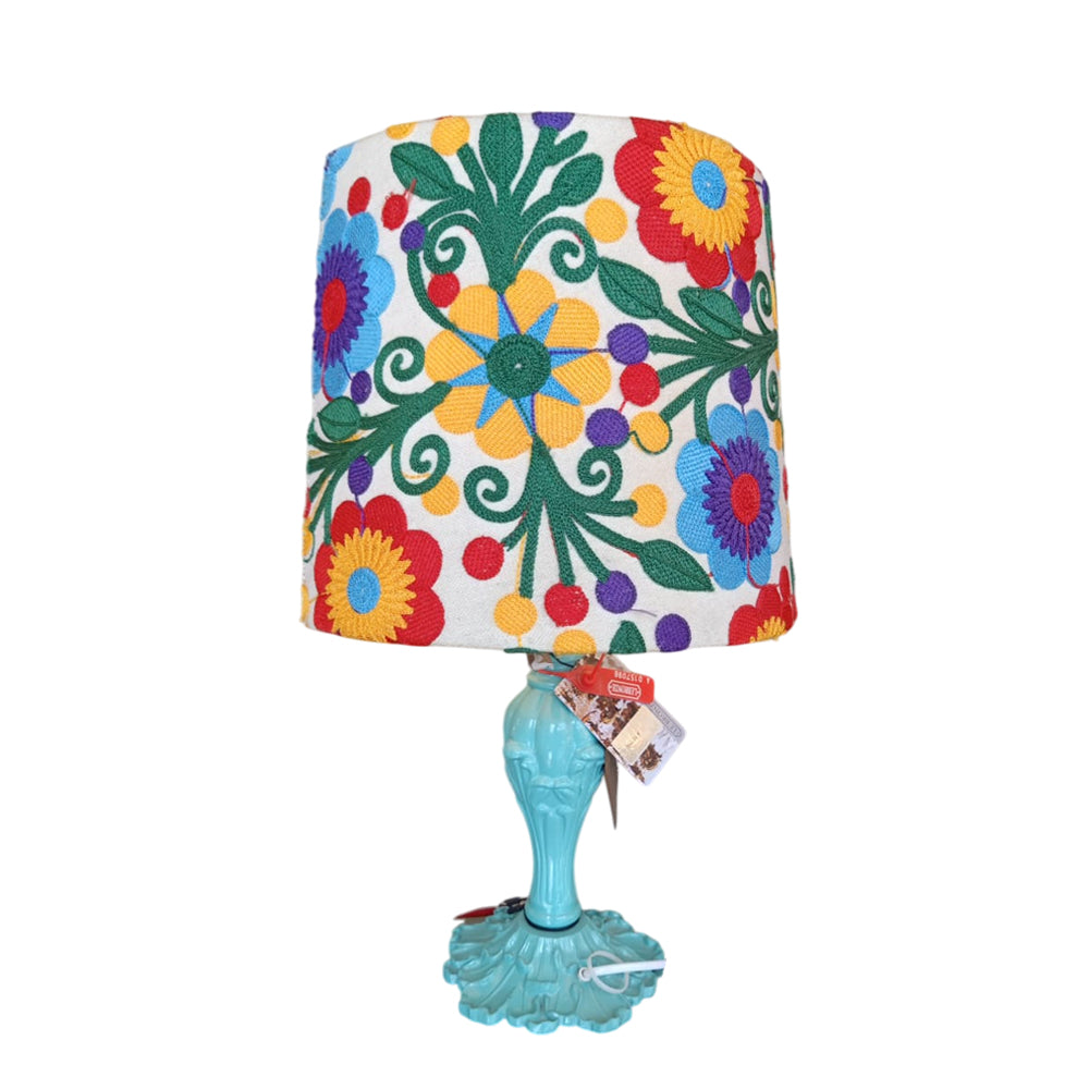 شابوة نيو جيرسي صغيرة بيضاء بيضاء × منطقة زرقاء