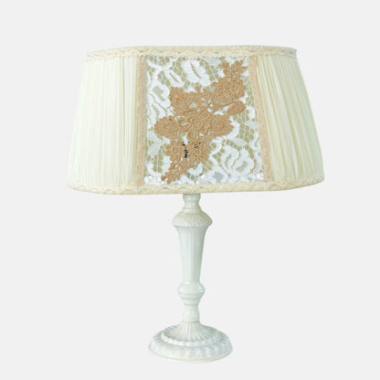 Coralia Table Lamp, 1 Light, Aluminum, Whitey - اباجورة كوراليا، 1 لمبة، ألومنيوم، وايتي