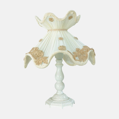 Lidiana Table Lamp, 1 Light, 35×47cm, Aluminum, Whitey - اباجورة ليديانا، 1 لمبة، 35×47 سم، ألومنيوم، وايتي