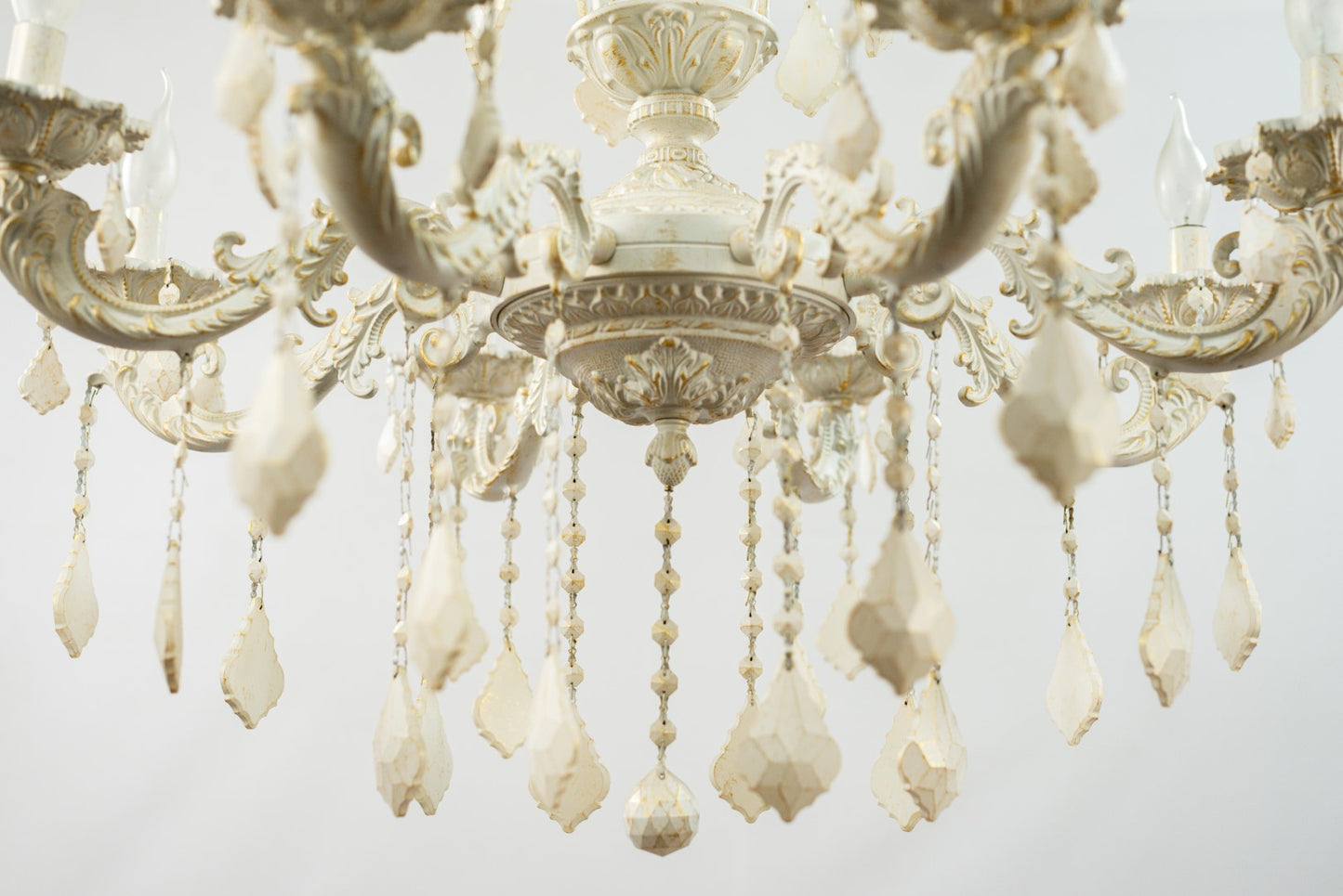 Swedish 8 lamps whitey chandelier