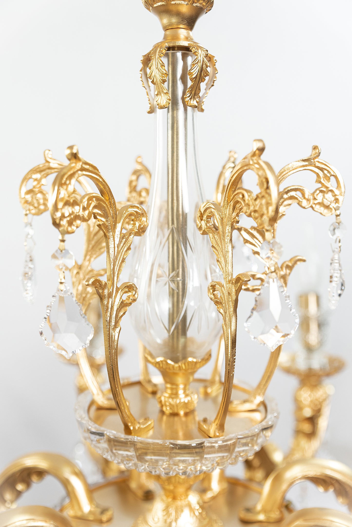 نجفة لامار، 8 مصابيح، نحاس، 95×90 سم - ذهب عيار 24