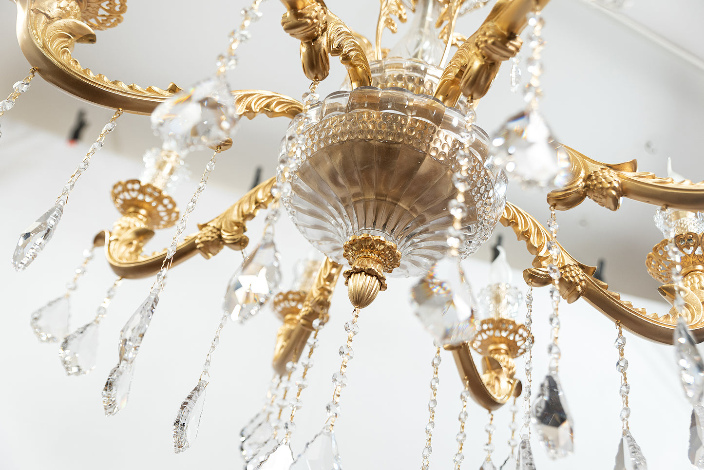 نجفة لامار، 8 مصابيح، نحاس، 95×90 سم - ذهب عيار 24