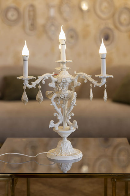 Candlestick, 3 arms, 4 bulbs, rooster crest, white area